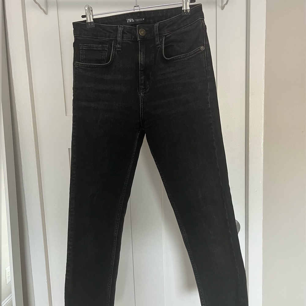 Zara Black Jeans - Size 4